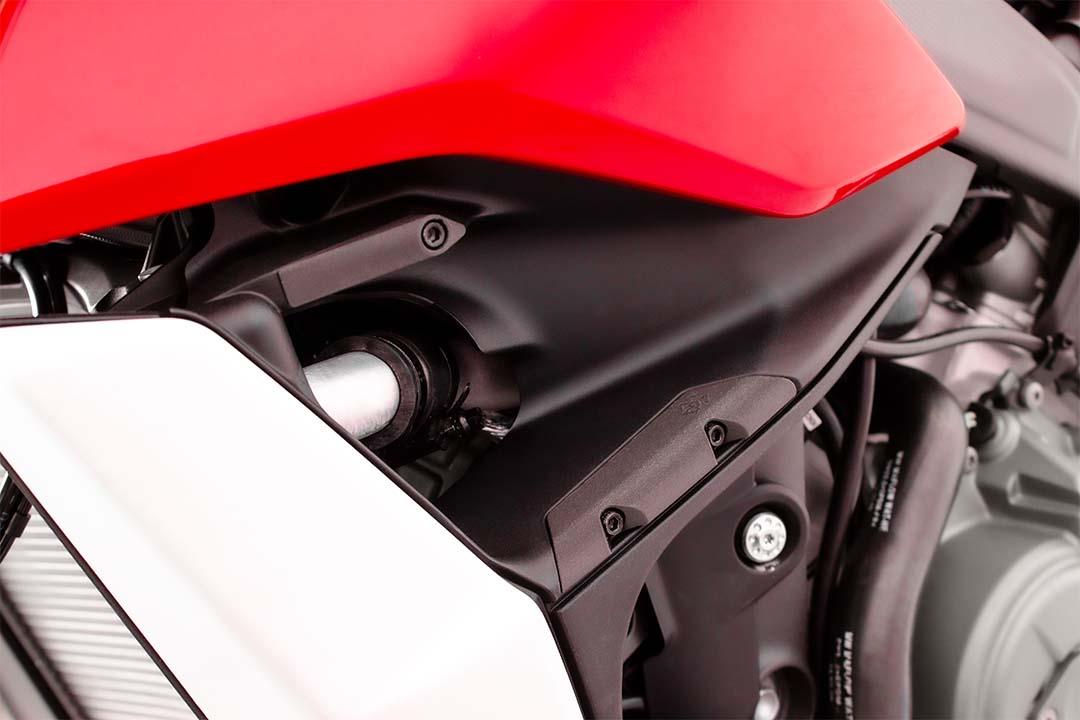 Gilles Flügelabdeckung, schwarz, Ducati