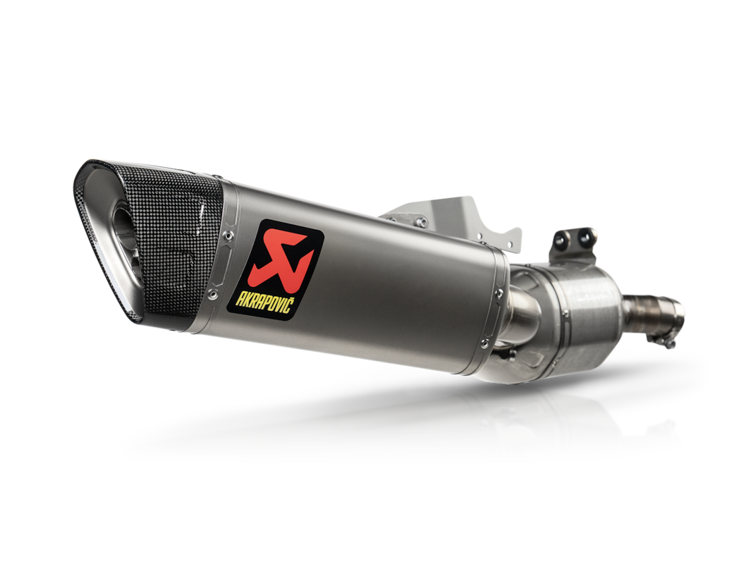 Akrapovic Slip-On Line (Carbon) BMW F900R F900XR
