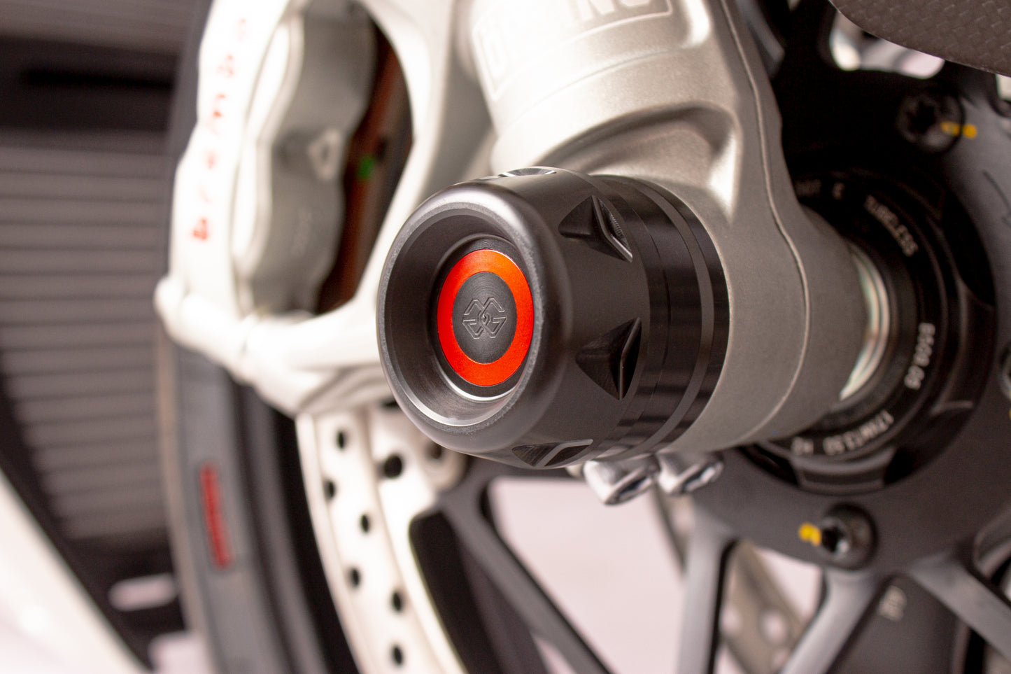Gilles Achsprotektor vorne, Ducati Streetfighter 